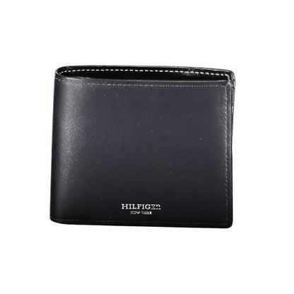 Cardholder Wallet by Tommy Hilfiger for men in leather blue & signature showcases a refined silhouette, artfully detailed with the signature style of the Leather Cardholder Wallet and functional card-organization coin-purse.