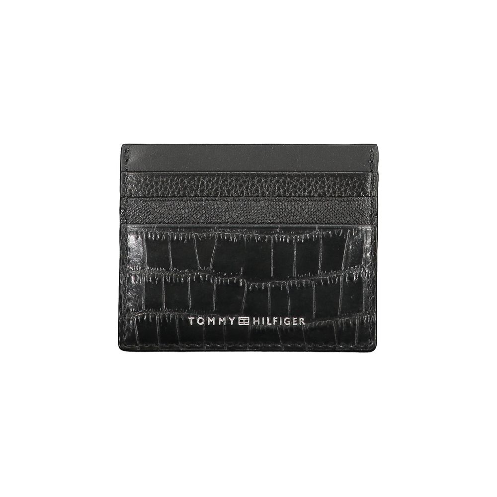 Cardholder Wallet by Tommy Hilfiger for men in leather black features a streamlined silhouette, showcasing the streamlined Leather Cardholder Wallet design with sophisticated card-organization for a premium look.