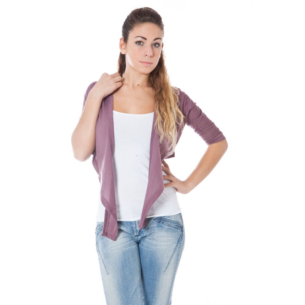 Sweater by Phard for women in cotton pink showcases a discreet silhouette, finished with a discreet and long-sleeve for a discreet look.