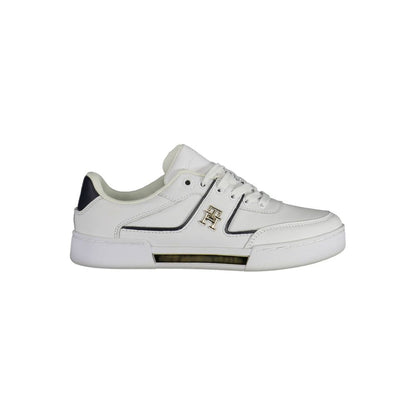 Sneakers by Tommy Hilfiger for women in polyester white features a sumptuous design, perfectly showcasing the sumptuous fashion style of this Women's Fashion Polyester Sneakers.