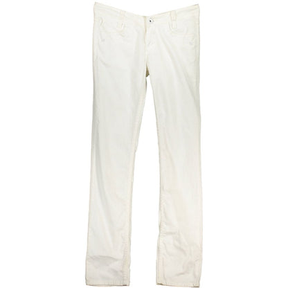 Jeans by Blend for women in denim cotton white presents a refined pantology silhouette, artfully defined by a refined pantology skinny, long, and a sophisticated low rise.