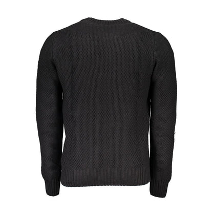 This Sweater by North Sails for men in cotton gray presents a understated silhouette, featuring a sophisticated crew neckline and for a understated finish.