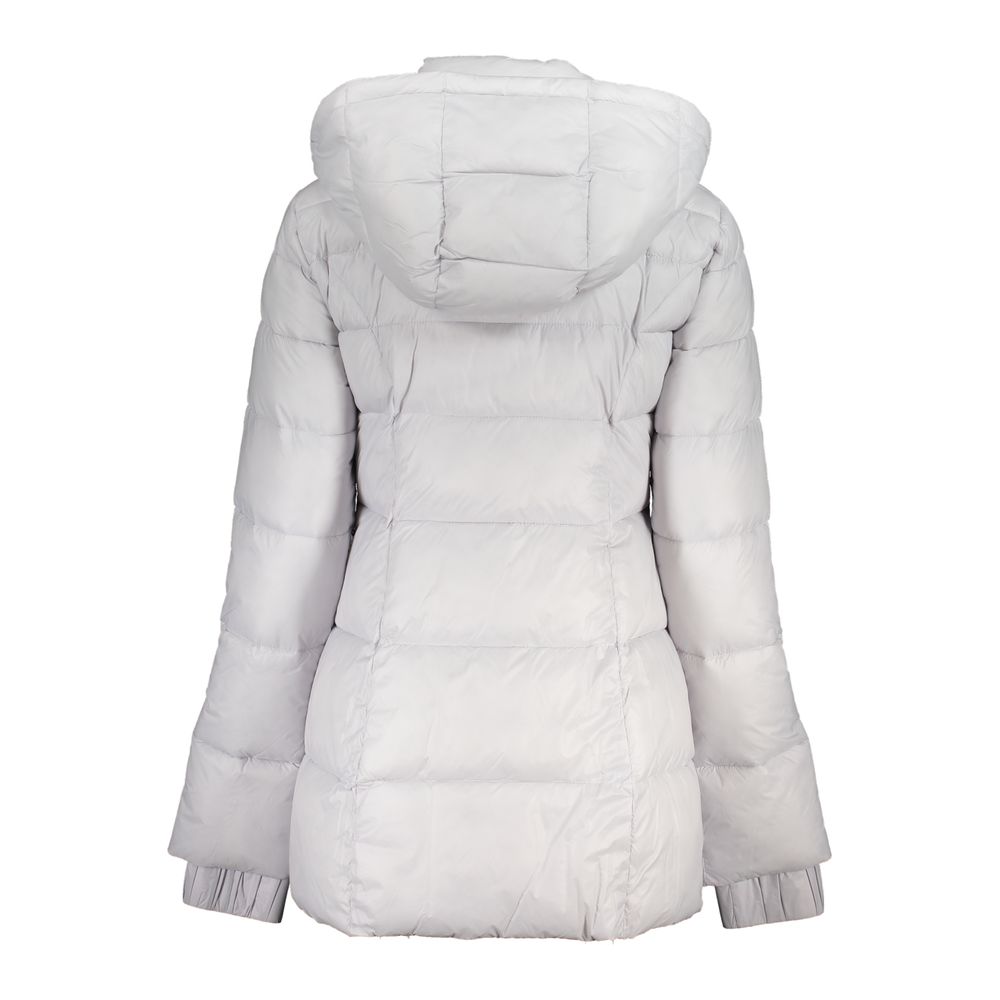 Hooded Jacket by Patrizia Pepe for women in polyamide white showcases a enveloping silhouette, artfully detailed with a enveloping and premium pockets & hooded for a truly enveloping finish.
