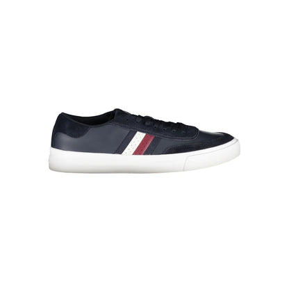 Sneakers by Tommy Hilfiger for men in polyester blue features a sumptuous design, perfectly showcasing the sumptuous fashion style of this Men's Fashion Polyester Sneakers.