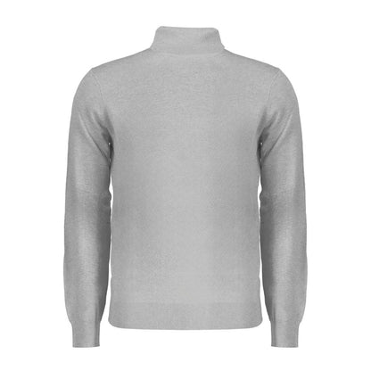 Sweater by Norway 1963 for men in polyester gray showcases a discreet silhouette, finished with a discreet and for a discreet look.