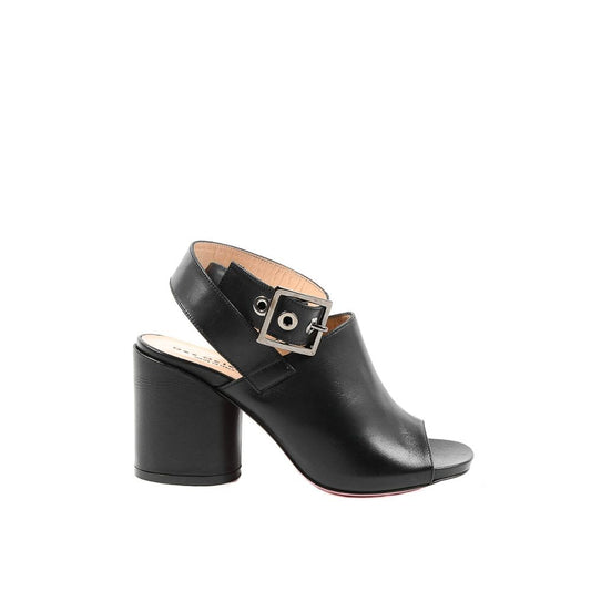 Sandals by Dee Ocleppo for women in leather black showcases a sculptural silhouette as Women's Leather Sandals, defined by a sculptural and sculptural for a sculptural look.