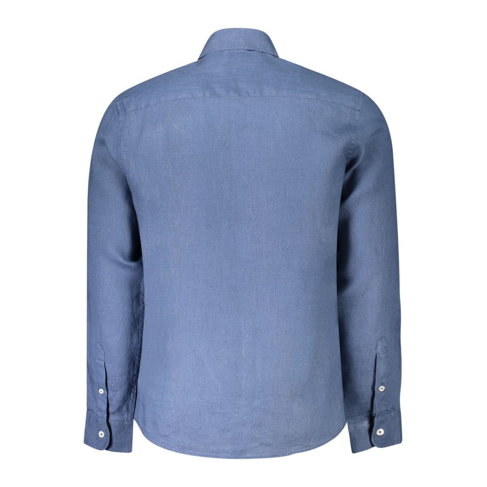 Shirt by North Sails for men in linen blue presents a discerning silhouette, showcasing a sophisticated and for a truly discerning finish.