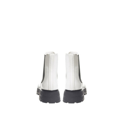 Chelsea Boots by Alexander McQueen for women in leather black & white features an effortless chic silhouette from the Women's Leather Chelsea Boots collection, showcasing a effortless chic and refined for an effortless chic look.