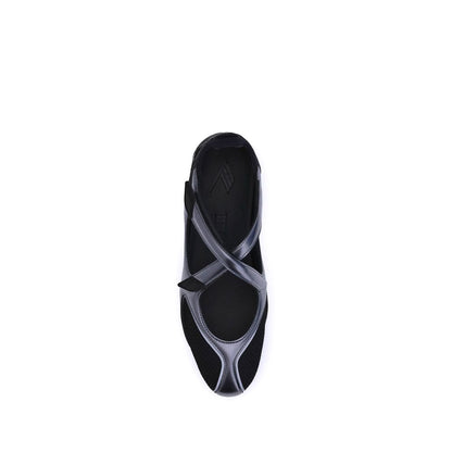 Sliders Flat Shoes by The Attico for women in polyester polyurethane & bos taurus calf leather black presents a effortless chic silhouette, showcasing the Nomad Women's Polyester Polyurethane & Bos Taurus Calf Leather Sliders Flat Shoes design with a effortless chic and for a sophisticated look.