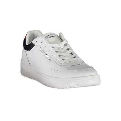 Sneakers by Tommy Hilfiger for men in leather white & print features a sumptuous design, perfectly showcasing the sumptuous fashion style of this Men's Fashion Leather Sneakers.