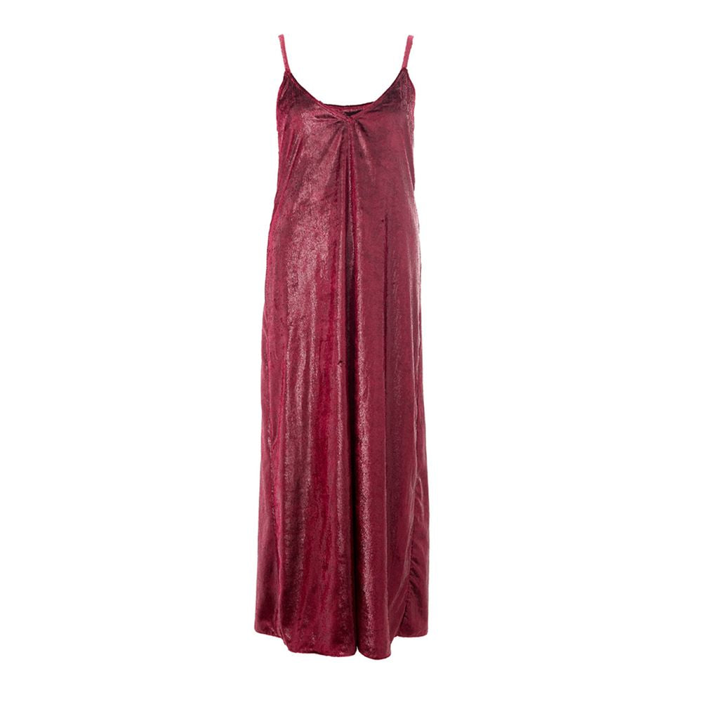 Dress by Lardini for women in polyester velvet bordeaux features an eye catching silhouette with a sophisticated , elegant , and a refined long for a eye catching aesthetic.
