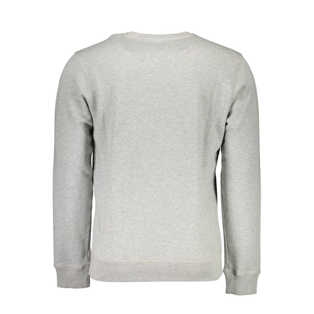 Sweatshirt Sweater by North Sails for men in organic cotton gray showcases a discreet silhouette, finished with a discreet and for a discreet look.