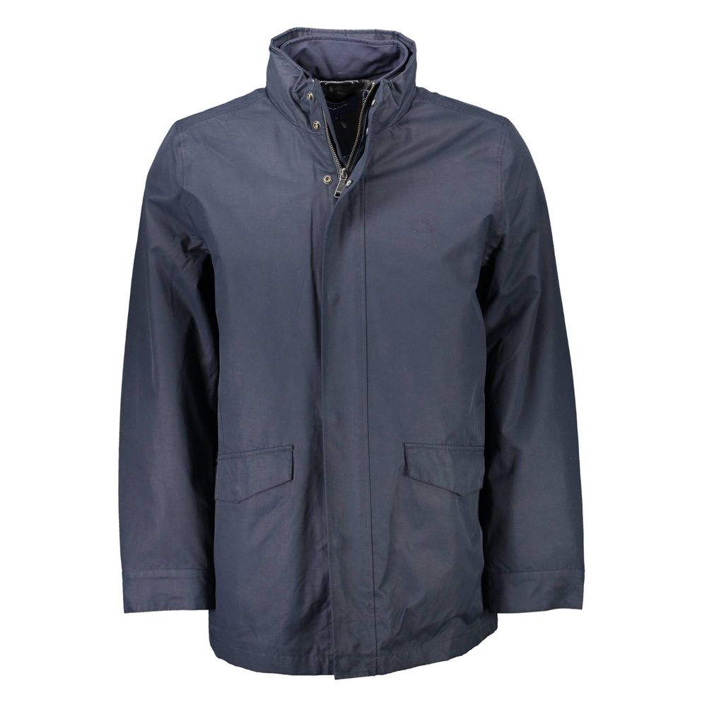 Jacket by Gant for men in polyester blue presents a impeccable silhouette, showcasing distinct pockets and a impeccable for a sophisticated finish.