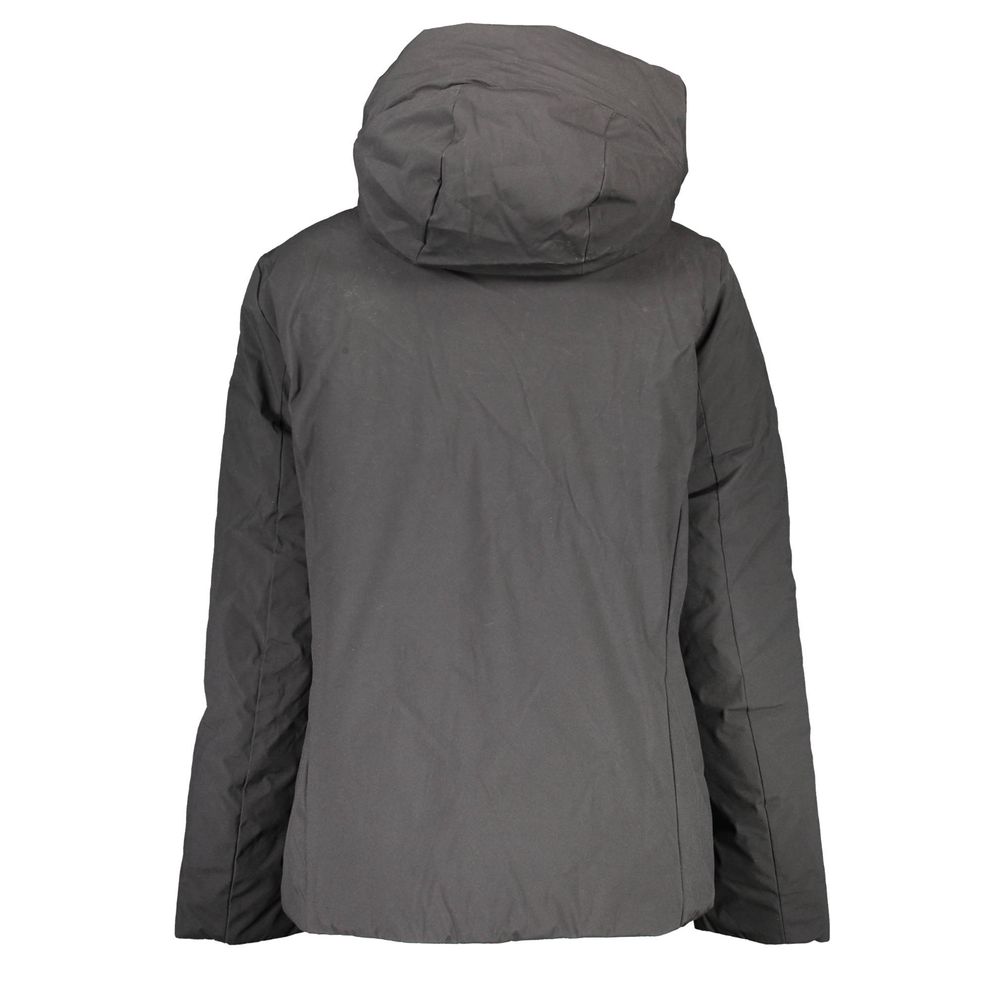 This Hooded Jacket by North Sails for women in polyester black showcases a magnificent silhouette, meticulously crafted with a distinctive and functional pockets & hooded for a magnificent finish.