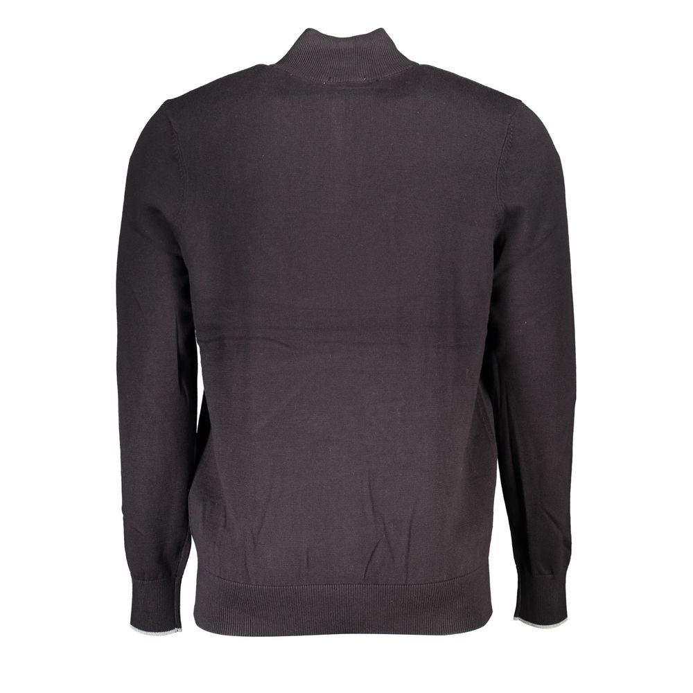 Sweater by Timberland for men in organic cotton black showcases a sumptuous silhouette, artfully finished with a sumptuous and for a sophisticated, sumptuous look.
