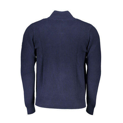 Sweater by North Sails for men in cotton blue showcases a discreet silhouette, finished with a discreet and for a discreet look.