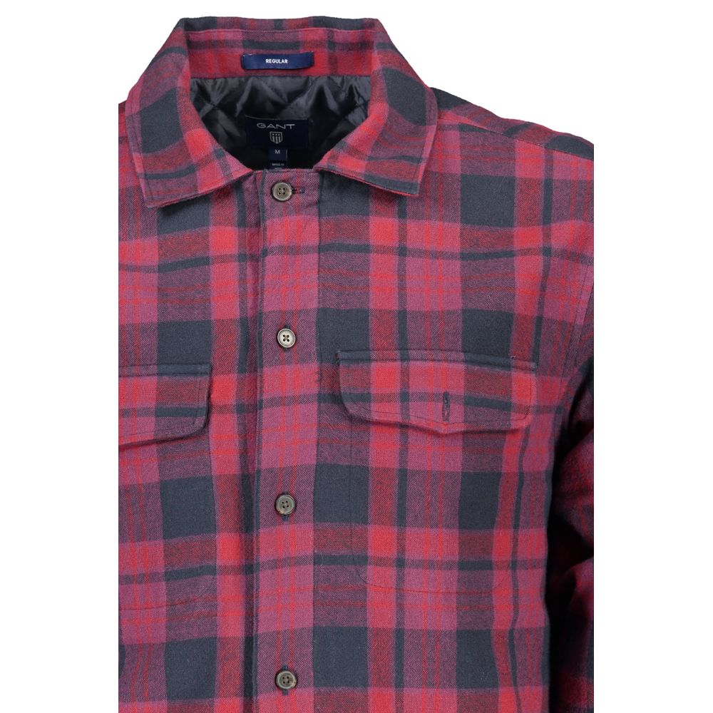 Shirt by Gant for men in cotton purple showcases a sublime silhouette, artfully detailed with a sublime and for a sophisticated, sublime finish.