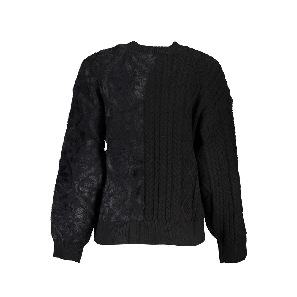 Sweater by Desigual for women in cotton black showcases an masterful silhouette, artfully detailed with a masterful and for a sophisticated, premium finish.