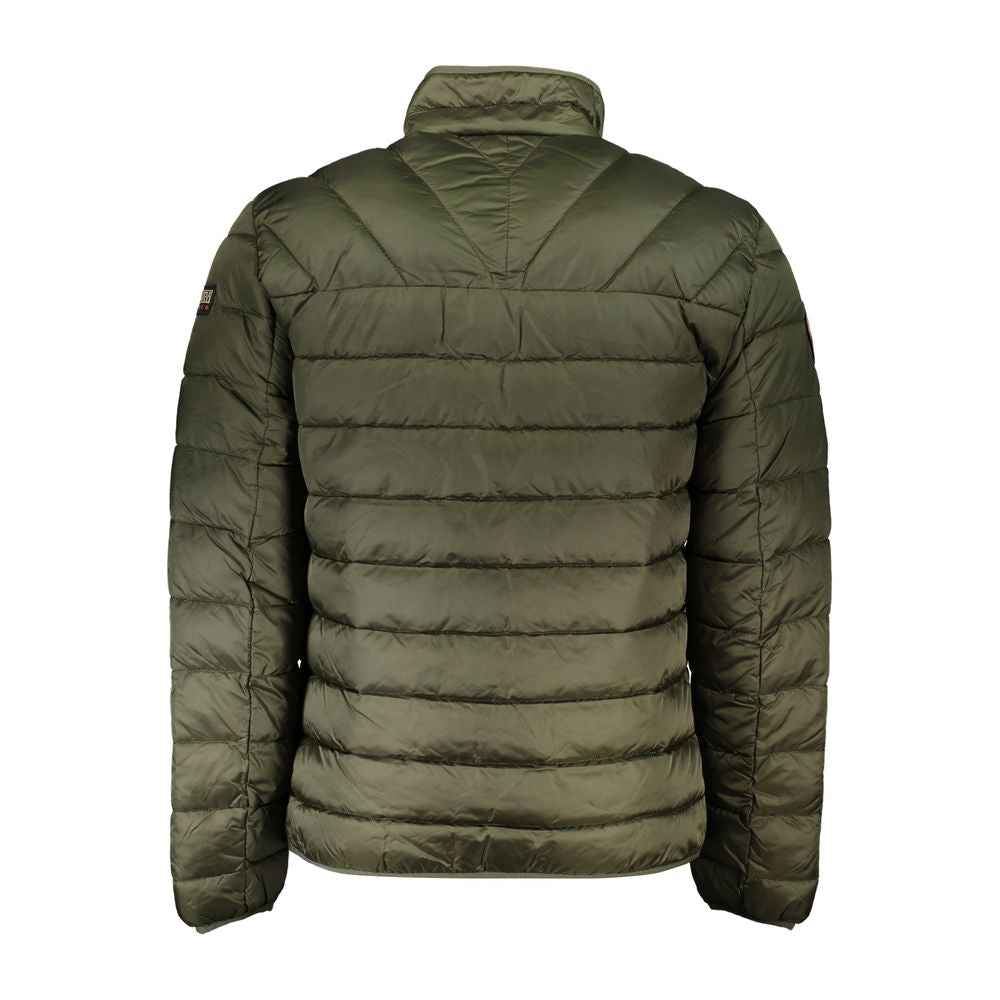 This Jacket by Napapijri for men in polyamide green showcases a magnificent silhouette, meticulously crafted with a distinctive and functional pockets for a magnificent finish.