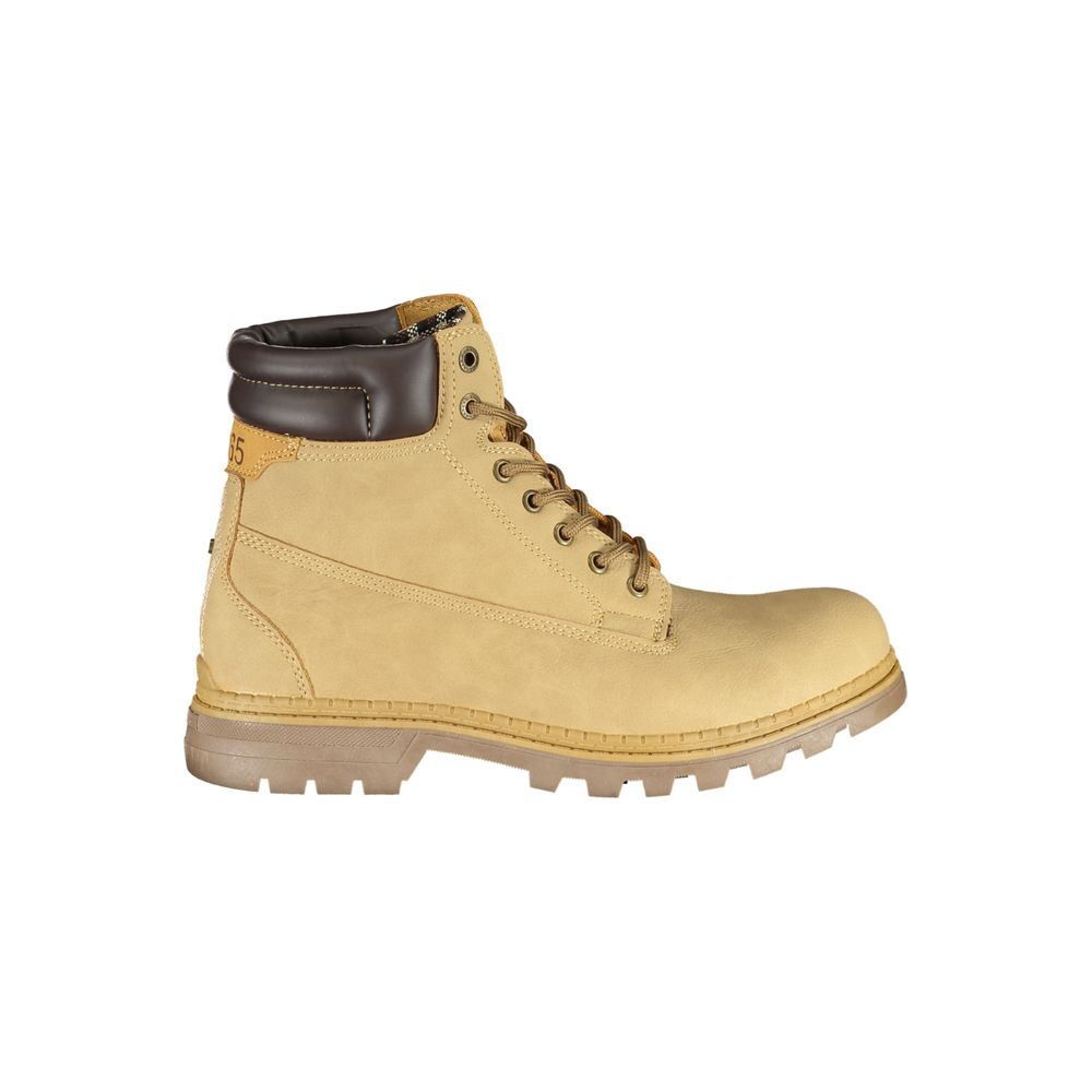 Boots by Carrera for women in polyester beige features an high-performance silhouette, showcasing the sophisticated design of the Women's Polyester Boots with a and a refined .