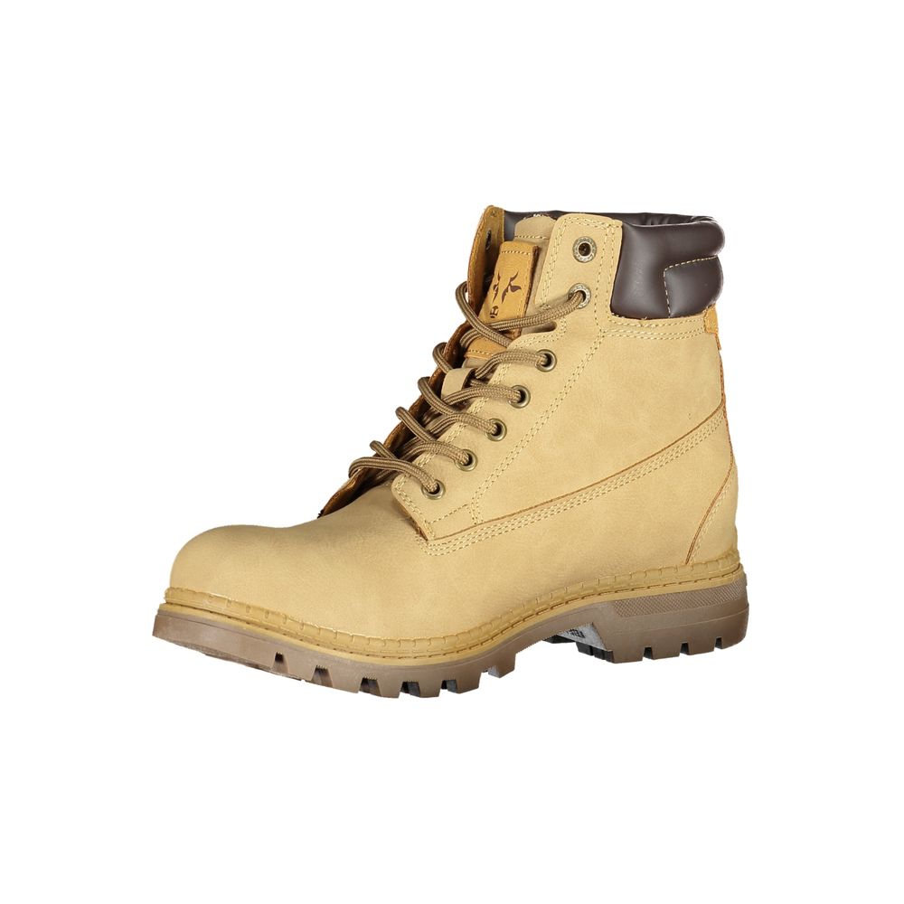 Boots by Carrera for women in polyester beige features an performance-driven Women's Polyester Boots silhouette, defined by a sophisticated and a performance-driven .