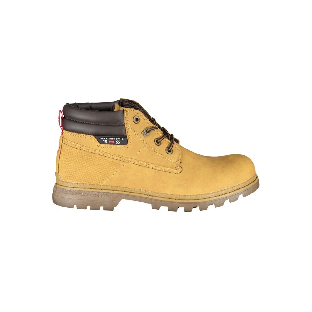 Boots by Carrera for men in polyester yellow features an high-performance silhouette, showcasing the sophisticated design of the Men's Polyester Boots with a and a refined .