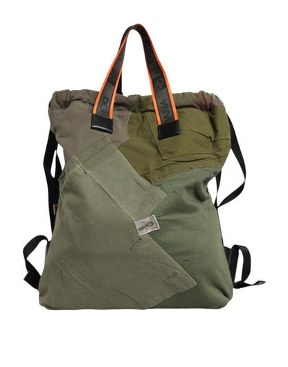 Backpack by Dolce & Gabbana for men in calfskin & ostrich leather green & signature features an stately silhouette from the Calfskin Ostrich Leather Backpack range, with a secure zipper, ample cardholder & coin-purse, and versatile backpack-strap.