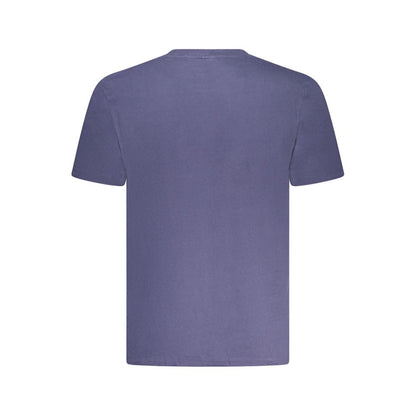 T-Shirt by Wrangler for men in cotton blue & print features an edgy silhouette, meticulously detailed with a sophisticated and for a truly edgy finish.