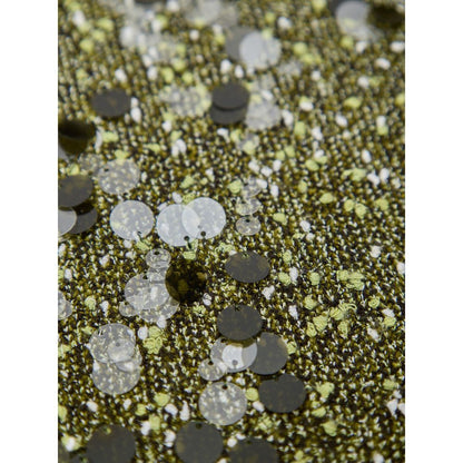 Skirt by Gucci for women in wool viscose sequins military-green features a captivating silhouette, showcasing the captivating Women's Wool Viscose Sequins Skirt design with a sophisticated knee for a captivating look.
