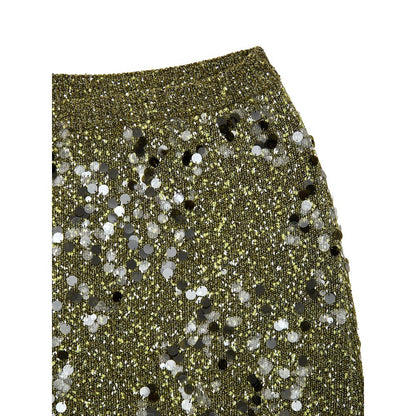 Skirt by Gucci for women in wool viscose sequins military-green features an relaxed-yet-refined silhouette that elegantly showcases the Women's Wool Viscose Sequins Skirt design and sophisticated knee.