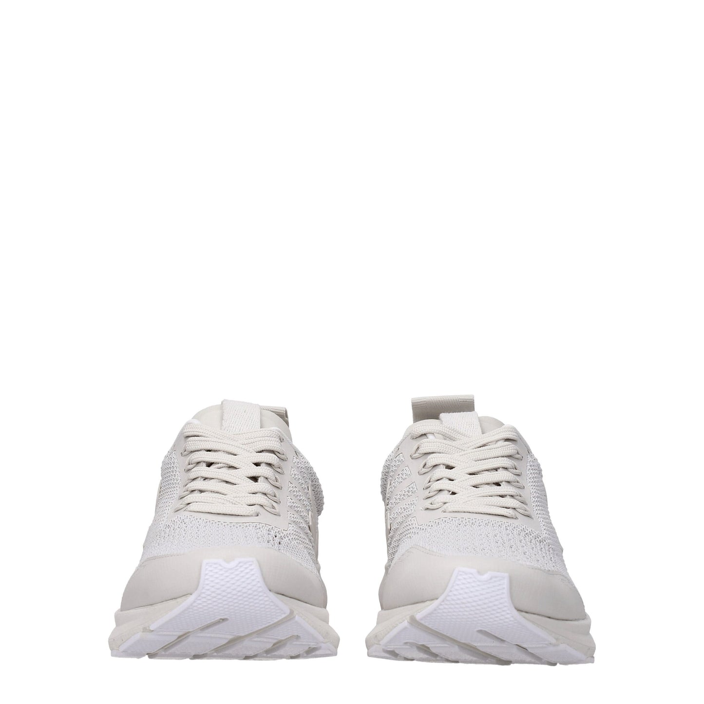 Sneakers by Veja for men in rubber & fabric gray & pearl presents a impeccable silhouette as Men's Fashion Rubber & Fabric Sneakers, expertly defined by a impeccable fashion style for a impeccable, high-fashion look.
