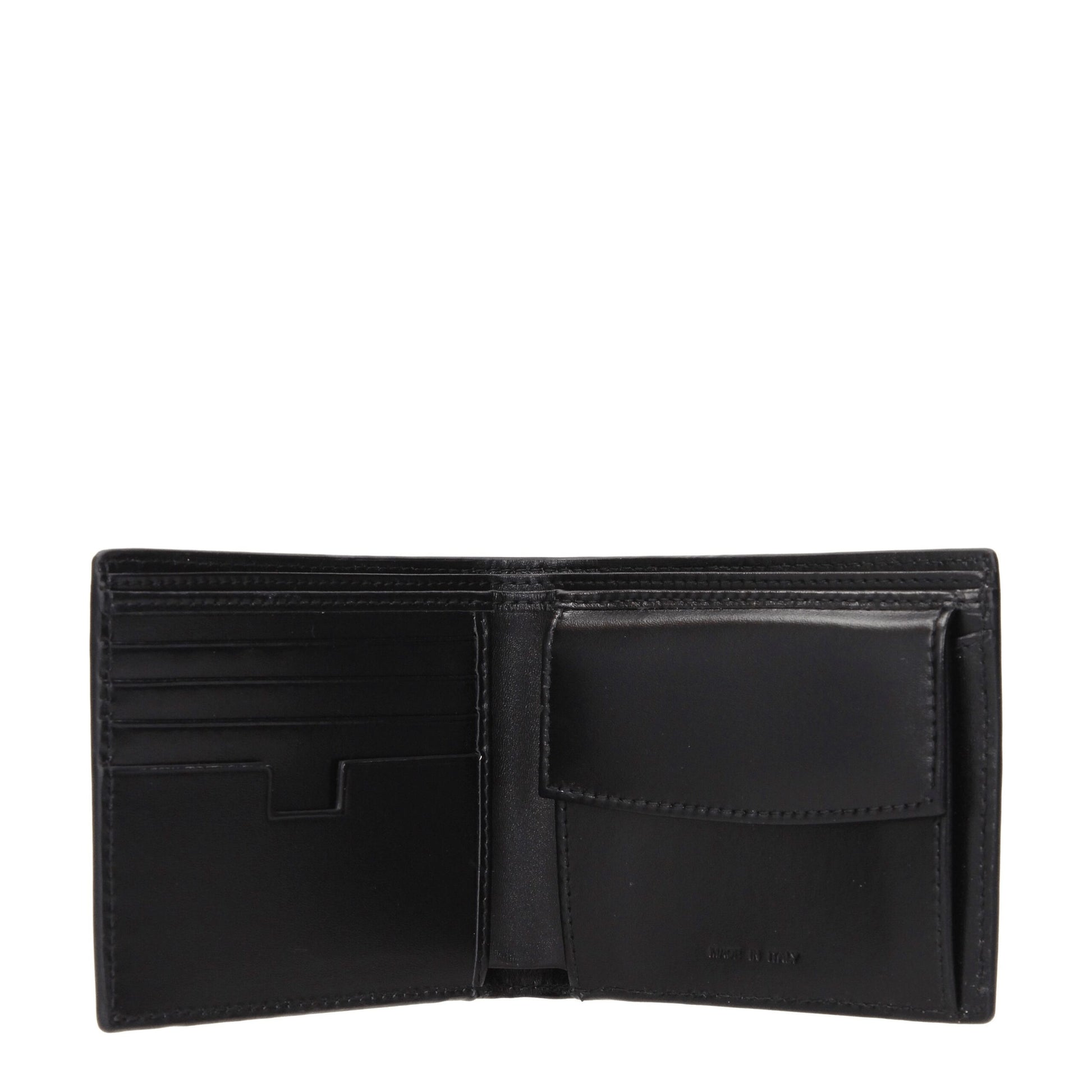 Cardholder Wallet by Testoni for men in leather black presents a architectural silhouette from the Leather Cardholder Wallet collection, showcasing architectural card-organization coin-purse for a architectural finish.