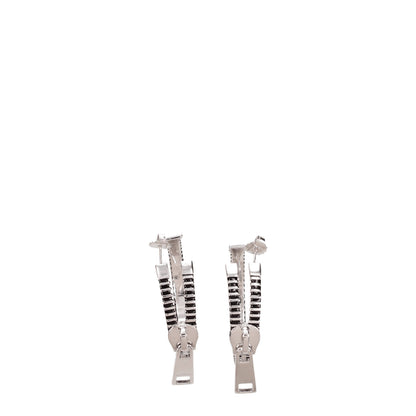 Earrings by Marc Jacobs for women in polyamide gray & silver presents a curated silhouette, artfully showcasing the curated and refined aesthetic of the Women's Silver Earrings.