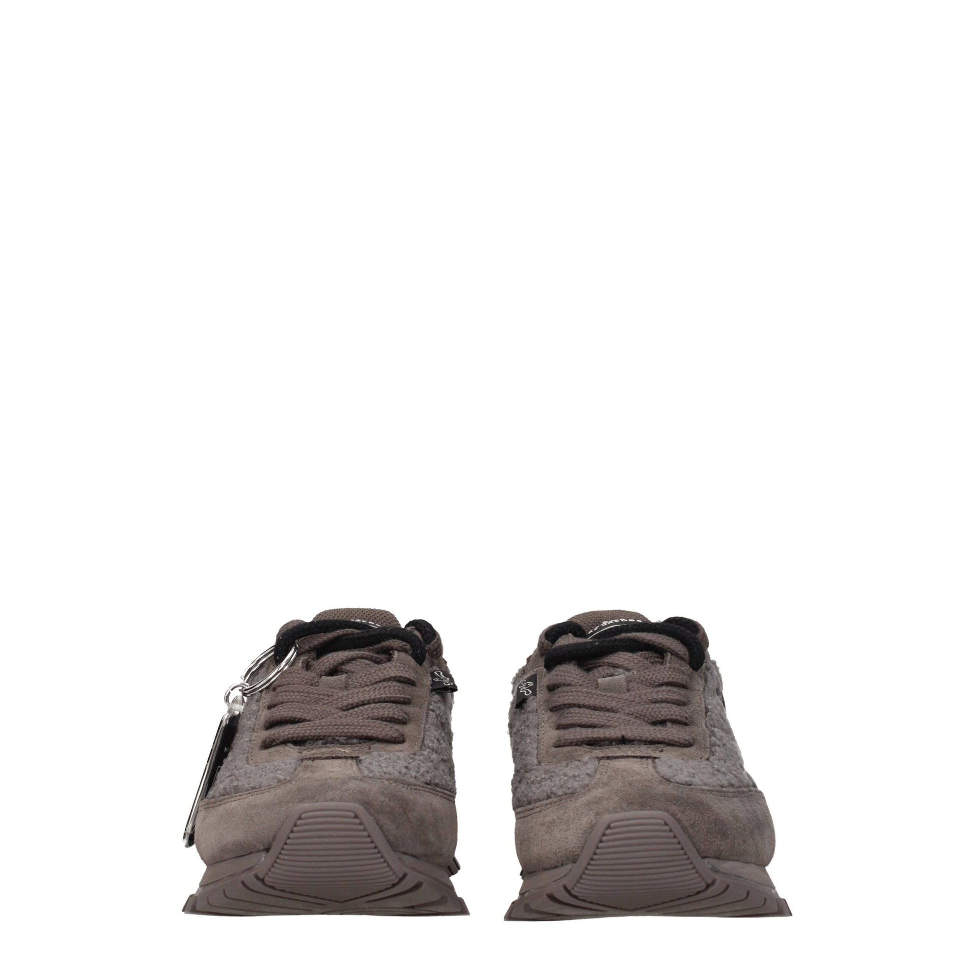 Sneakers by Marc Jacobs for women in leather & fur gray presents a sumptuous silhouette, artfully capturing the essence of the Women's Casual Leather & Fur Sneakers with its sumptuous casual style design.