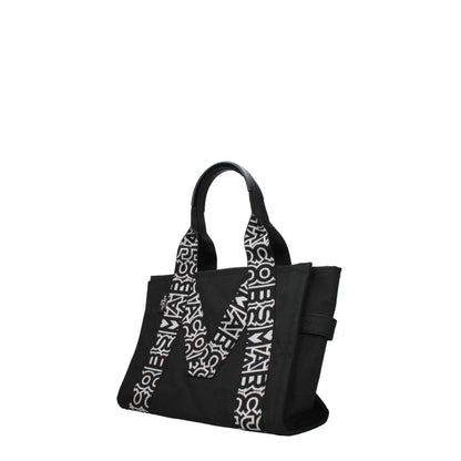Large Shoulder Bag by Marc Jacobs for women in leather black features an effortlessly chic silhouette with a secure zipper, ample internal-pockets, and versatile shoulder-strap & handle for effortlessly chic everyday luxury.