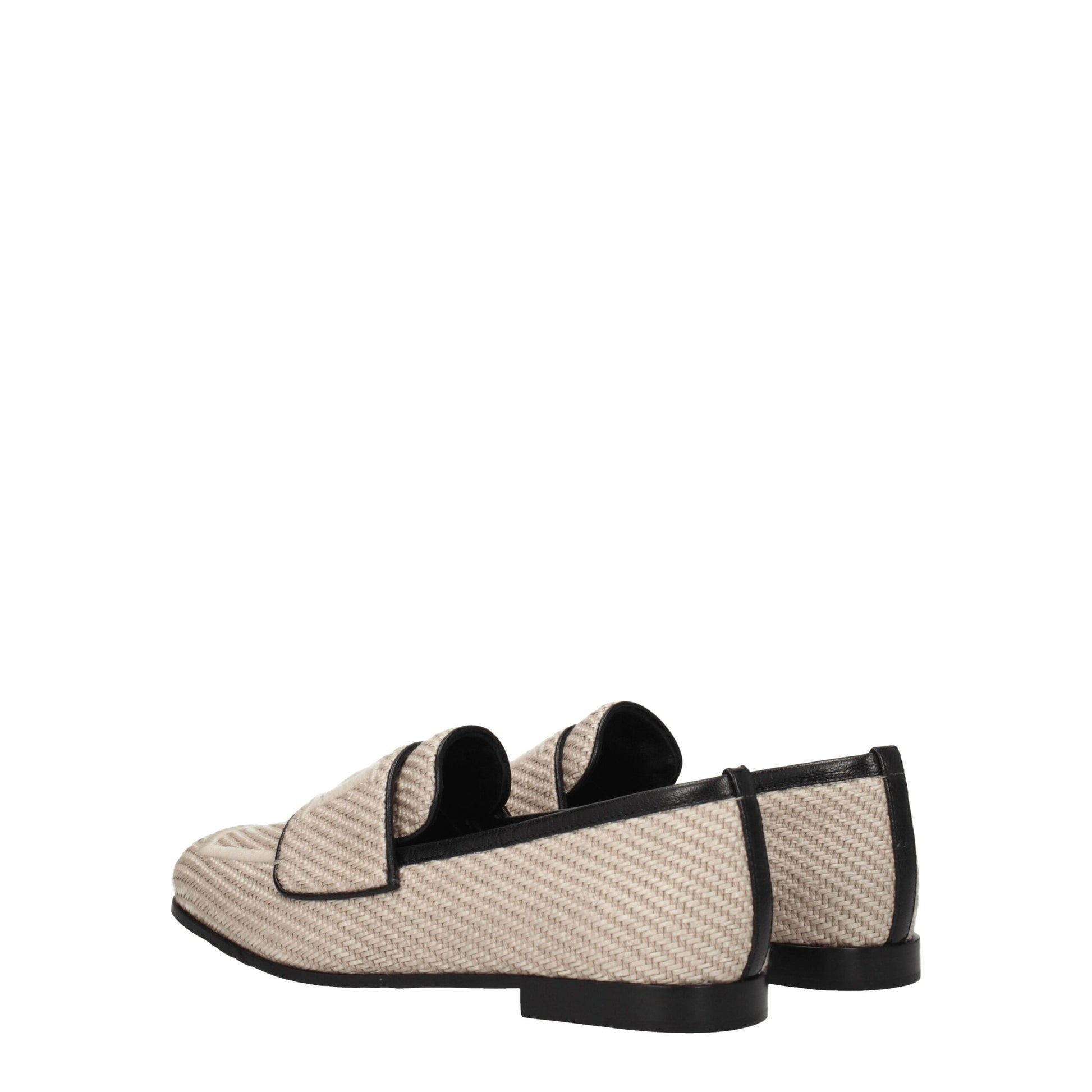 This Flat Loafer Chukka-Desert Shoes by Max Mara for unisex in leather beige features an exquisite silhouette from the Unisex Leather Flat Loafer Chukka-Desert Shoes collection, defined by a sophisticated flat and elegant round toe style.