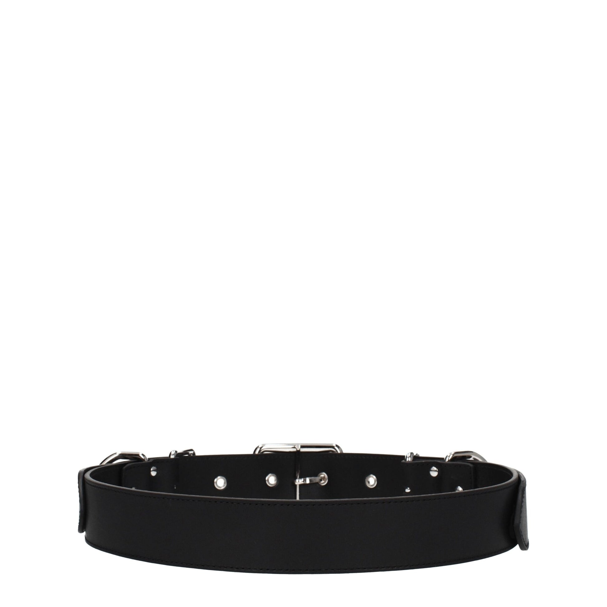 Belt by Moschino for women in leather black & silver features an distinguished design, perfectly showcasing the sophisticated craftsmanship of this distinguished Leather Belt.