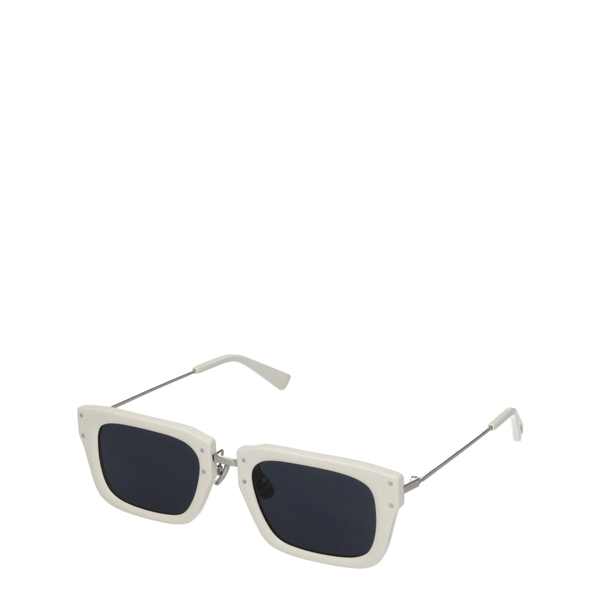 Sunglasses by Jacquemus for women in leather and silver & white presents a enviable silhouette, featuring white coloured frame and square frame design with for a enviable look.