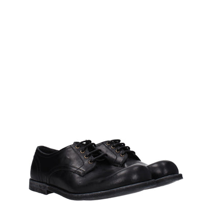This Flat Lace-Up Shoes by Dolce & Gabbana for men in leather black features an exquisite silhouette from the Men's Leather Flat Lace-Up Shoes collection, defined by a sophisticated flat and elegant round toe style.