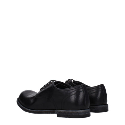 This Flat Lace-Up Shoes by Dolce & Gabbana for men in leather black features an exquisite silhouette from the Men's Leather Flat Lace-Up Shoes collection, defined by a sophisticated flat and elegant round toe style.
