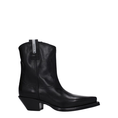 Mid-Heel Ankle Boots by Premiata for women in leather black features an avant-garde Women's Leather Mid-Heel Ankle Boots silhouette, defined by a sophisticated 4-5-cm-heel mid-heel and a avant-garde .
