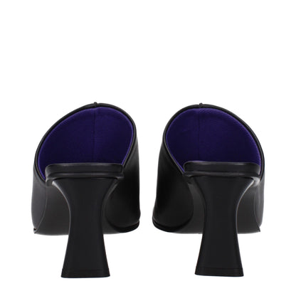 Mid-Heel Sandals by Stella McCartney for women in leather black features an exquisite silhouette, showcasing the exquisite Women's Leather Mid-Heel Sandals with a 7-5-cm-heel mid-heel and open toe style.
