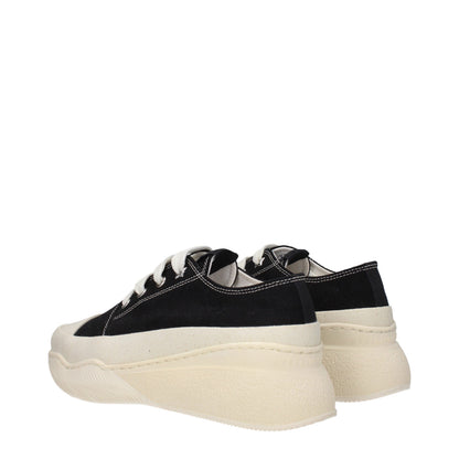 Sneakers by Stella McCartney for women in rubber & fabric black features a chic design, perfectly showcasing the chic fashion style of this Women's Fashion Rubber & Fabric Sneakers.