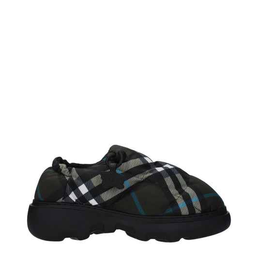 This Mid-Heel Loafer Slip-On Shoes by Burberry for women in rubber & fabric green & print features an exquisite silhouette from the Women's Rubber & Fabric Mid-Heel Loafer Slip-On Shoes collection, defined by a sophisticated 5-cm-heel mid-heel and elegant round toe style.