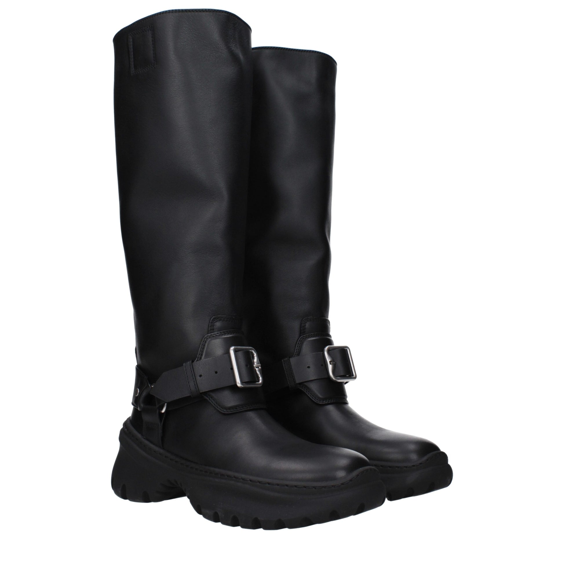Mid-Heel Boots by Burberry for women in leather & rubber black & silver features an high-performance silhouette, showcasing the sophisticated design of the Women's Leather & Rubber Mid-Heel Boots with a 5-cm-heel mid-heel and a refined round toe style.
