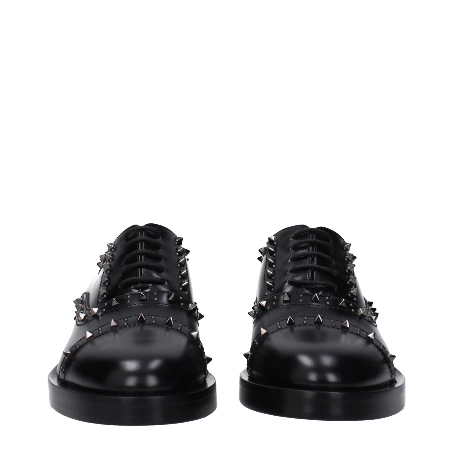Low-Heel Derby Lace-Up Shoes by Valentino Garavani for unisex in leather black features an ergonomic silhouette, perfectly showcasing Unisex Leather Low-Heel Derby Lace-Up Shoes with its distinct 3-5-cm-heel low-heel and elegant round toe style.