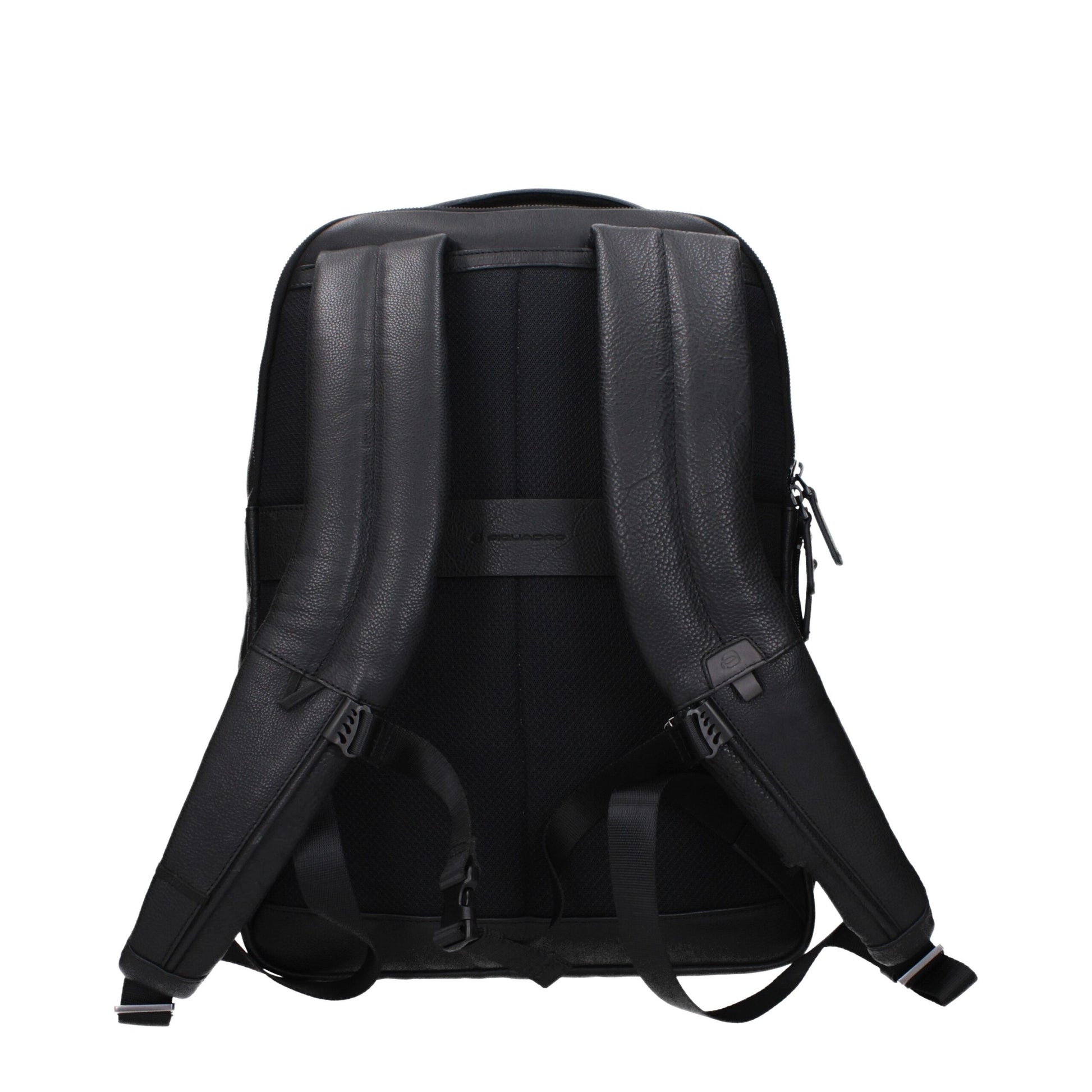 Large Backpack by Piquadro for men in faux patent leather black features an stately silhouette from the Faux Patent Leather Large Backpack range, with a secure zipper, ample built-in-compartments & external-pockets, and versatile backpack-strap, adjustable-strap & handle.
