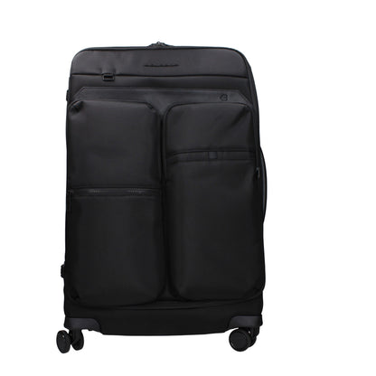 Medium Duffel Bag by Piquadro for men in leather black presents a refined silhouette from the Leather Medium Duffel Bag collection, featuring a refined zipper, ample built-in-compartments, external-pockets & internal-pockets, and versatile adjustable-strap & handle.