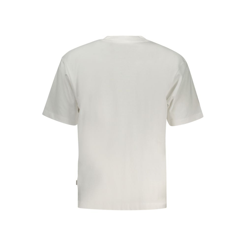 T-Shirt by Guess Jeans for men in organic cotton white showcases a dramatic silhouette, elegantly detailed with a dramatic and for a truly dramatic finish.
