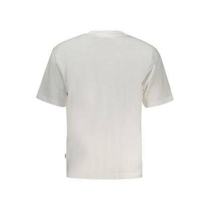 T-Shirt by Guess Jeans for men in organic cotton white showcases a dramatic silhouette, elegantly detailed with a dramatic and for a truly dramatic finish.